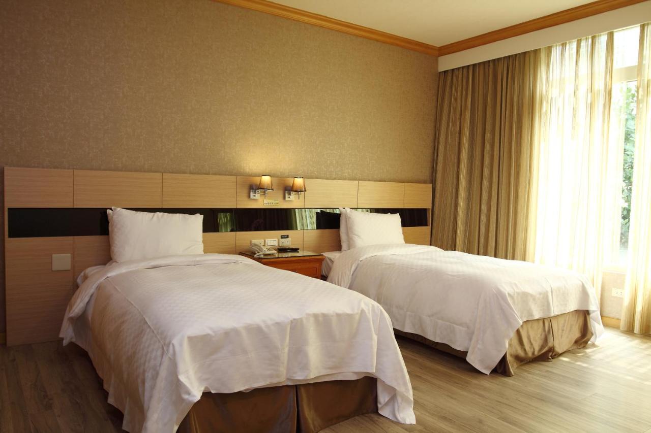 Chia Shih Pao Hotel Taibao Exterior foto